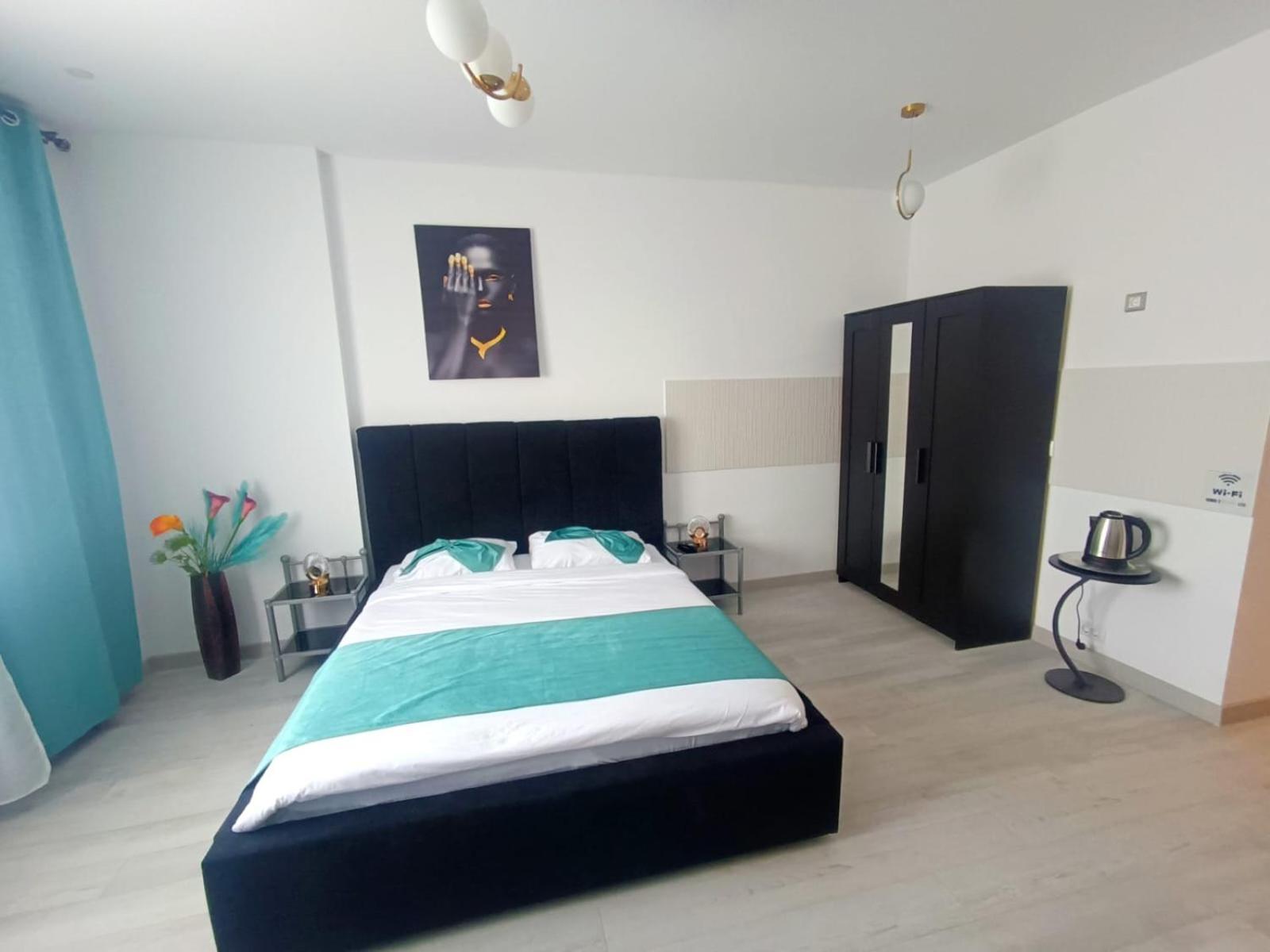 Eduard Elegance Rin Bucharest